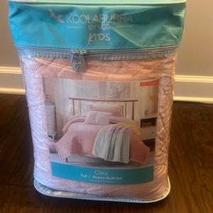 Koolaburra by UGG Comforter Set Pink Sueded Super Soft set!